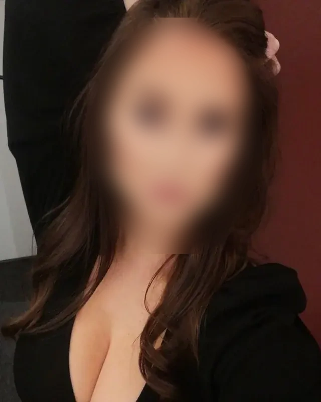 Coralie - Image 1
